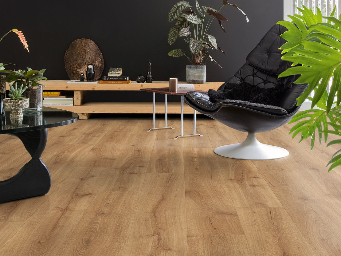 cc-guide-laminate-1440x1080-3-The Interiors Group