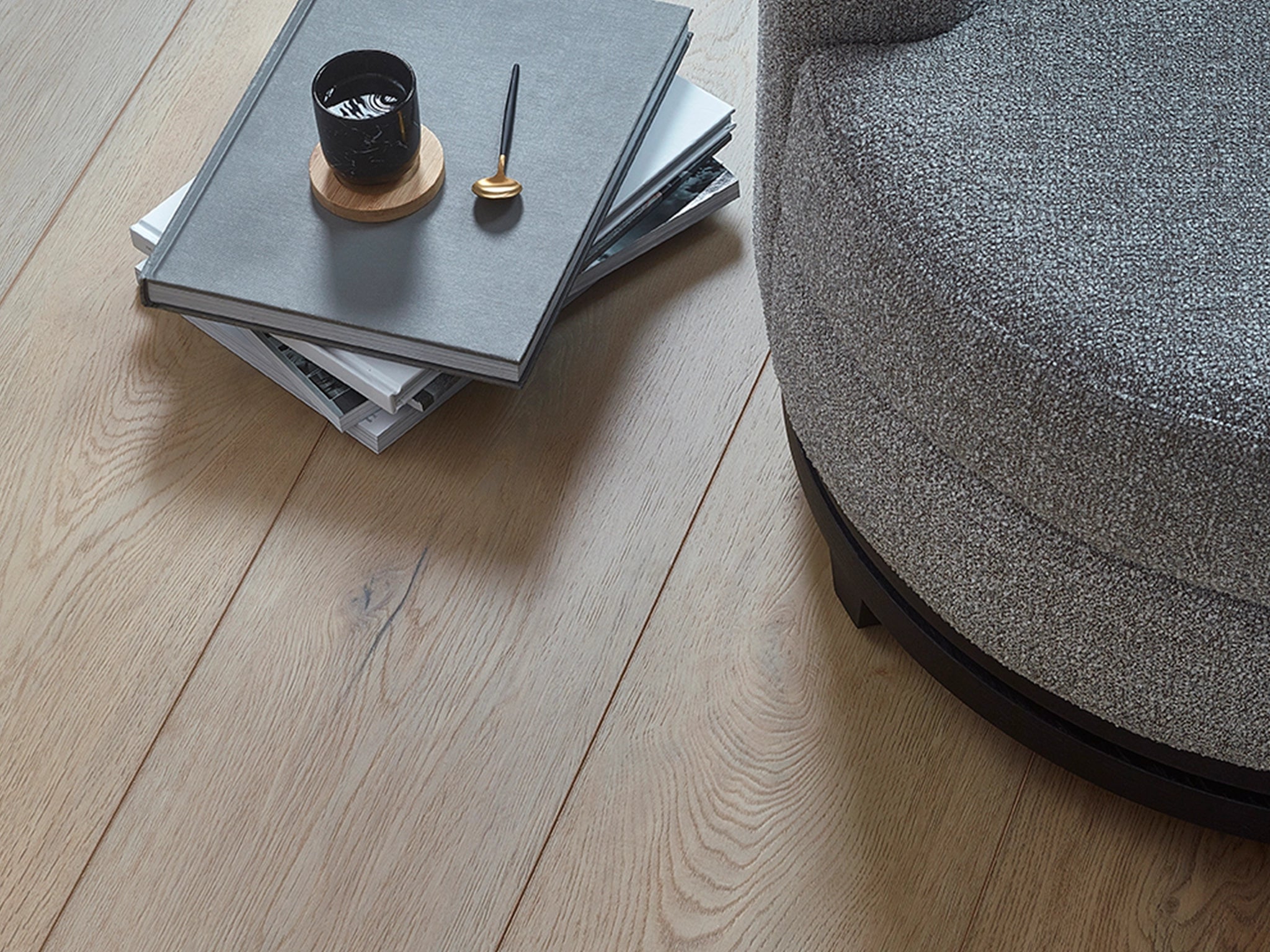 COREtec XL-End-Carpet Court