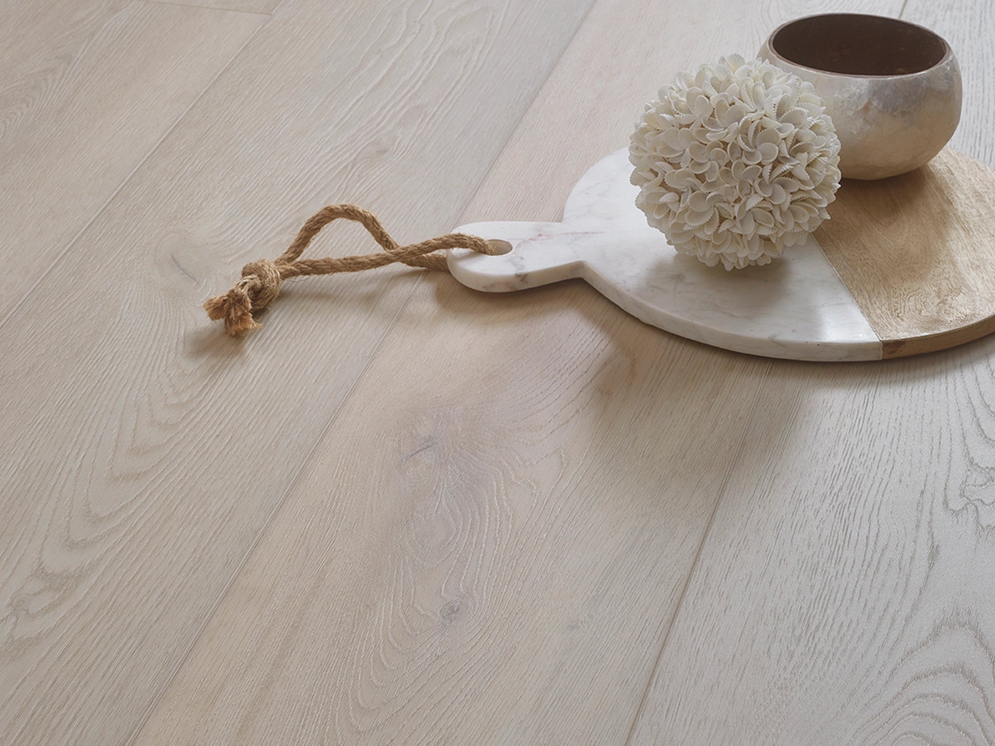 COREtec XL-End-Carpet Court