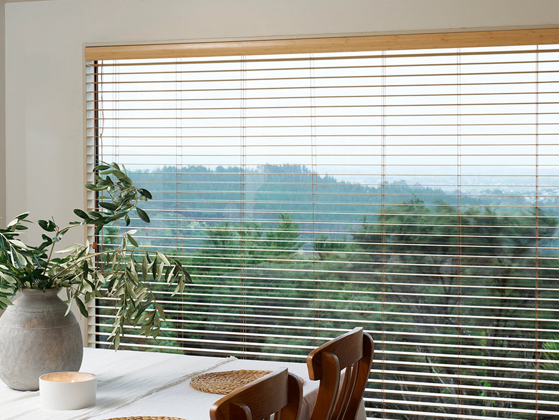 cs-bamboo-50mm-venetians-toffee-lifestyle-2048x1536-2-The Interiors Group